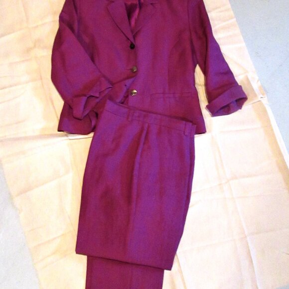 LOVELY ELEGANT VINTAGE TRISTAN & ISEUT PANTS & JACKET SET - Picture 7 of 7